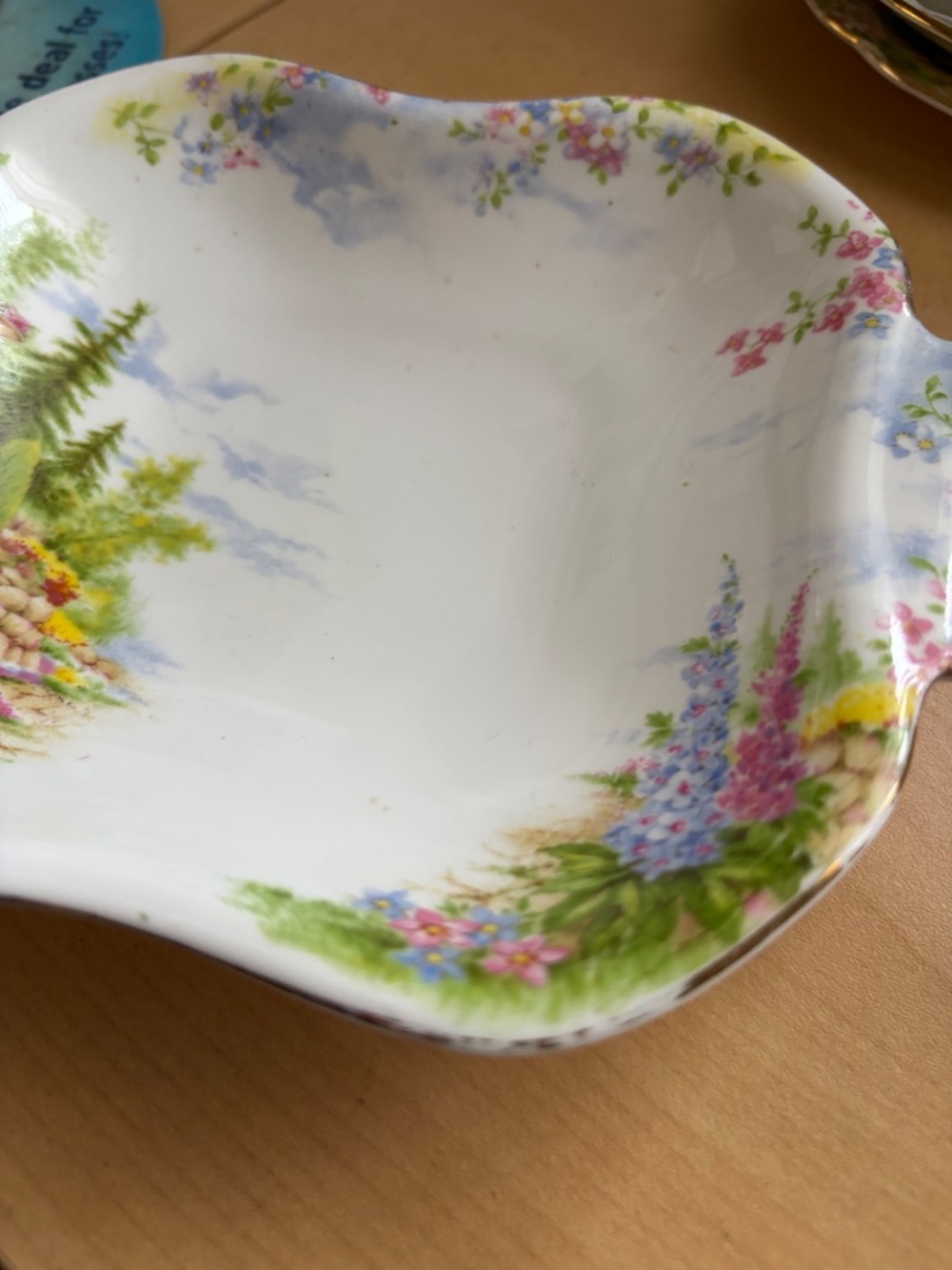 Royal Albert Kentish Rockery Square Small Bowl - Picture 4 of 4